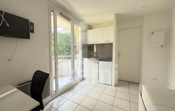 Studio proche toutes commodités et transports