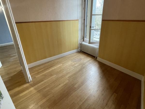 Location Appartement 4 pièces Issoudun (36100) - CENTRE VILLE