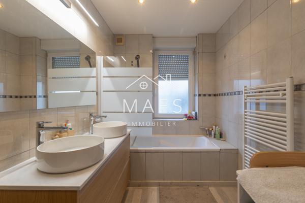Maison 4 chambres – terrasse, jardin et dépendance