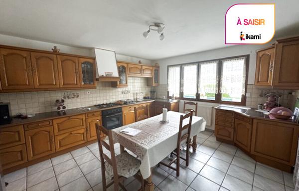 MARIGNIER MAISON  ET ENTREPOT 557 M2