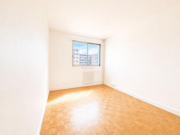 Appartement lumineux 2 chambres 92310 Sèvres