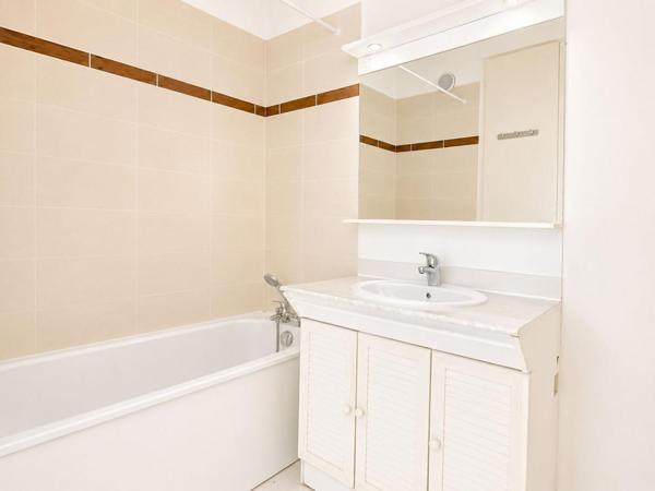 Appartement lumineux 2 chambres 92310 Sèvres