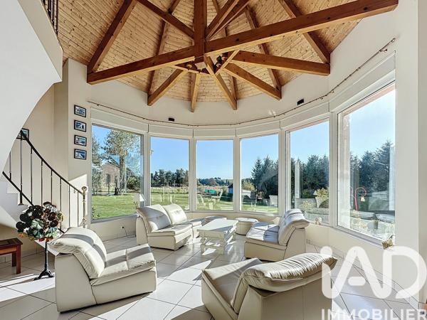 Maison à vendre 13 pièces 303 m² Saint-Chély-d'Apcher