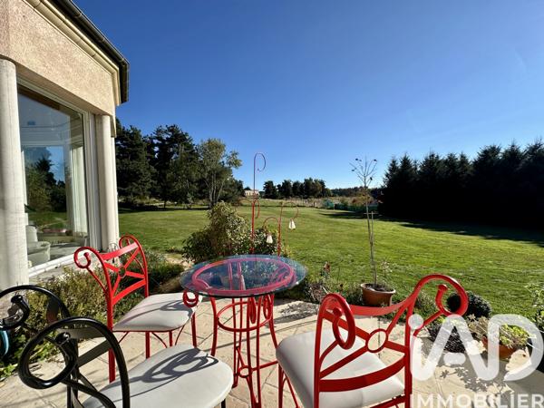 Maison à vendre 13 pièces 303 m² Saint-Chély-d'Apcher