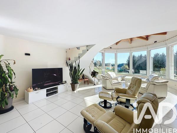 Maison à vendre 13 pièces 303 m² Saint-Chély-d'Apcher