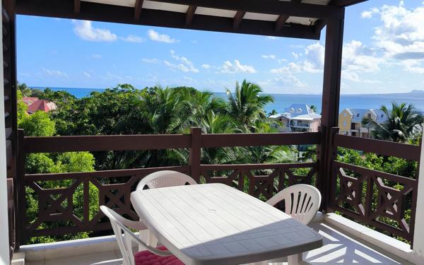 Appartement à vendre    2 pièces • 48 m2 Le Gosier