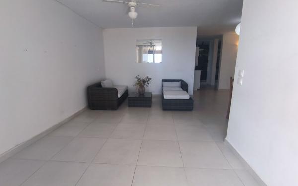 Appartement à vendre    2 pièces • 48 m2 Le Gosier