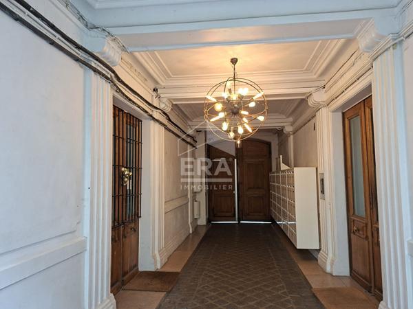 Appartement 3 pièces, 69 m². Paris 18éme, calme & luminosité