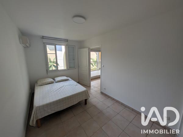 Location appartement 2 pièces 45,25 m² Saint-Pierre