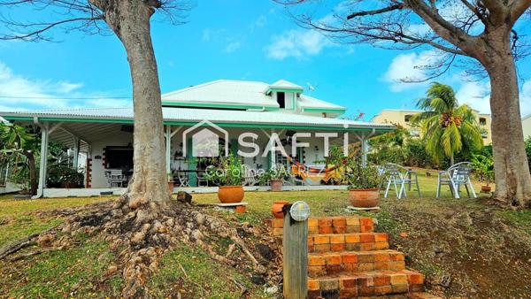 VILLA AZURA - VUE MER AVEC ACCÈS MER – SECTEUR PRISÉ DE SAINTE-LUCE
