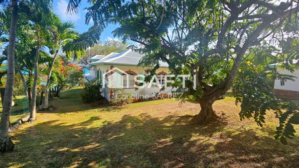 VILLA AZURA - VUE MER AVEC ACCÈS MER – SECTEUR PRISÉ DE SAINTE-LUCE