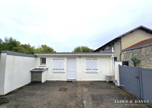 Echoppe double avec jardin, stationnements & dépendances