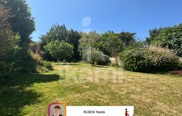 Maison de charme des années 30 avec jardin, véranda et terrasse à deux pas de la gare