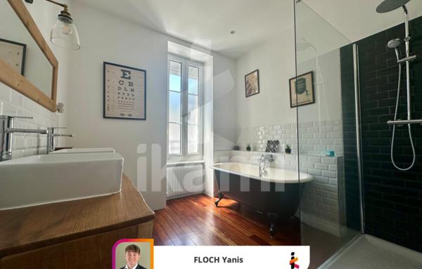 Maison de charme des années 30 avec jardin, véranda et terrasse à deux pas de la gare