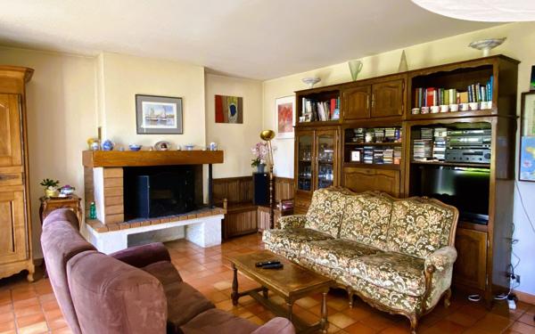 Maison à vendre    7 pièces •  Coarraze
