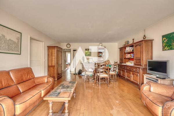 Appartement Rueil Malmaison 4 pièce(s) 88.77 m2 €572 000 ** - Référence 19381