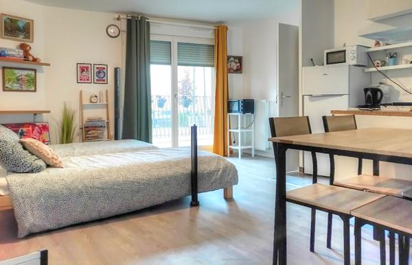 Appartement Bussy Saint Georges 1 pièce(s) 32 m2