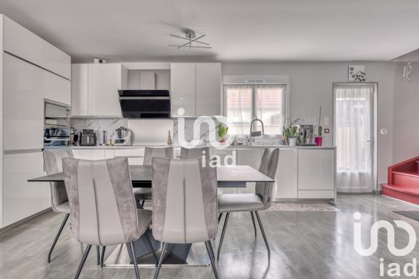 Maison à vendre 4 pièces 98 m² Lagny-sur-Marne