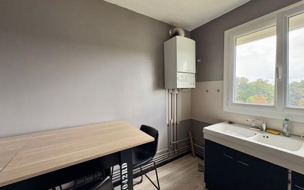 Appartement à vendre    3 pièces • 75,90 m2 Niort