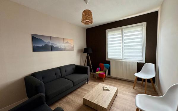 Appartement à vendre    3 pièces • 75,90 m2 Niort