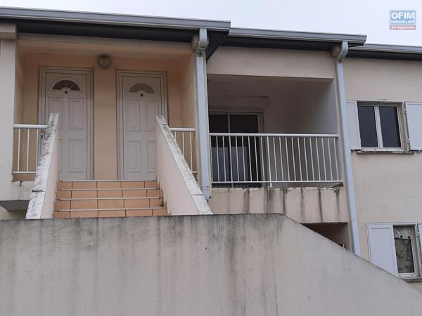 A louer appartement spacieux de type F3 avec parking à proximité direct du centre ville