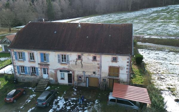 Maison à vendre    6 pièces •  Fraize