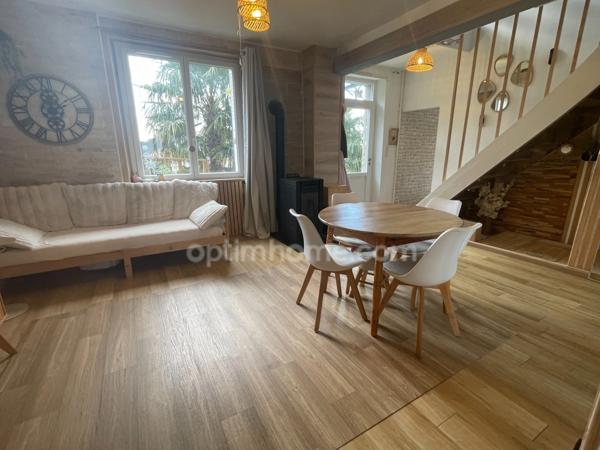 Belle maison en pierre de 4 chambres avec jardin de 515 m2 plat et clôturé.