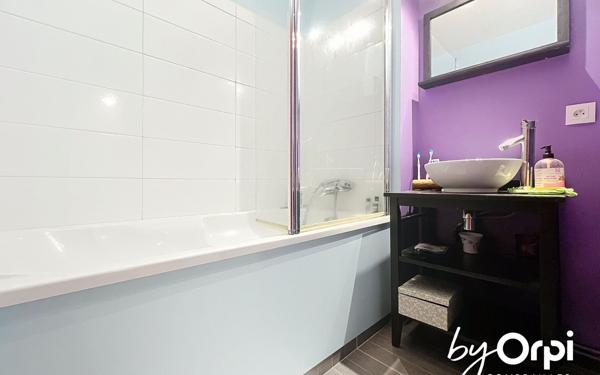 Maison à vendre    3 pièces • 65,88 m2 Biollet