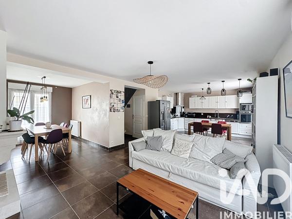 Maison à vendre 5 pièces 112 m² Brie-Comte-Robert