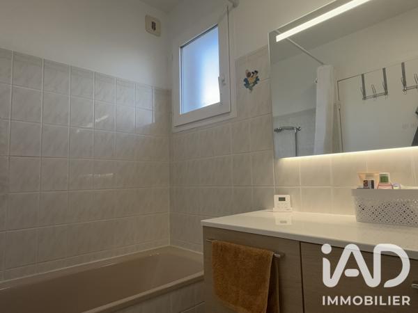 Appartement à vendre 3 pièces 60 m² Vaux-le-Pénil
