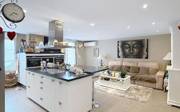 Appartement à vendre    3 pièces • 80 m2 Villeparisis