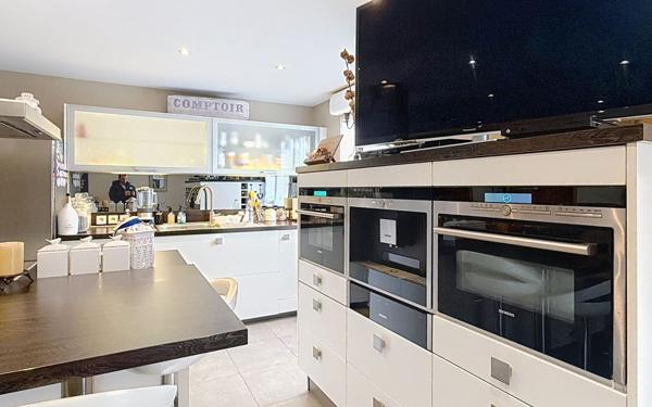 Appartement à vendre    3 pièces • 80 m2 Villeparisis