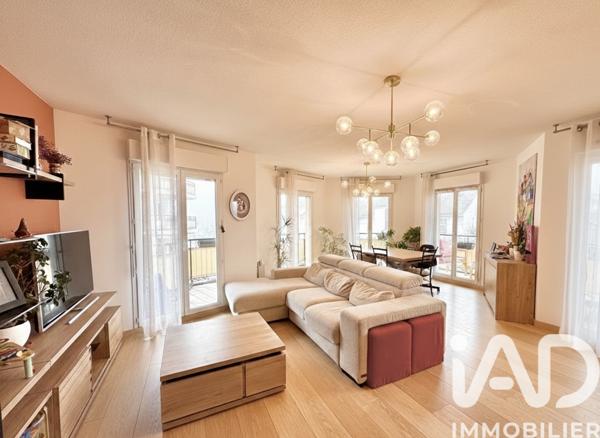 Appartement à vendre 4 pièces 84 m² Saint-Julien-en-Genevois