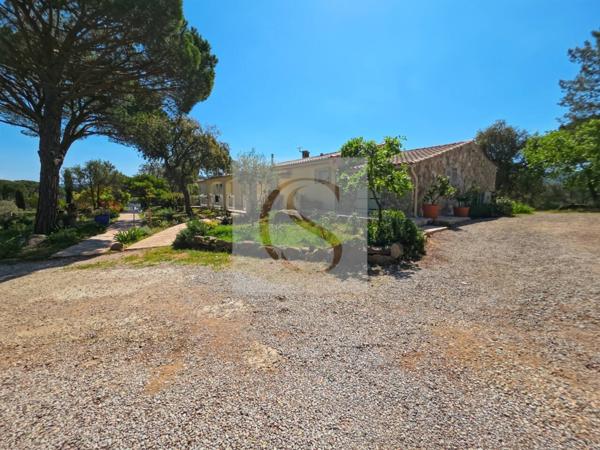 Maison à vendre 10 pièces de 247 m²