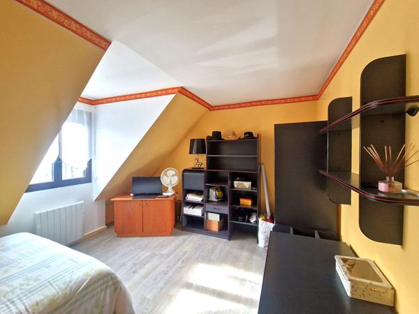 Maison 10 pièces 210 m2