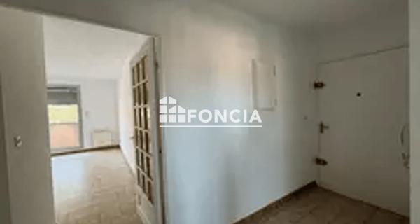 Location Appartement 2 pièces 41.5 m² - Carpentras 84200