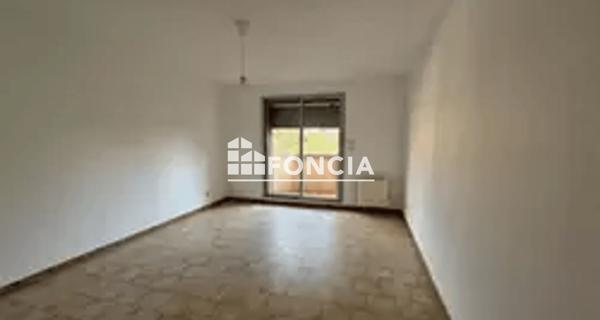 Location Appartement 2 pièces 41.5 m² - Carpentras 84200