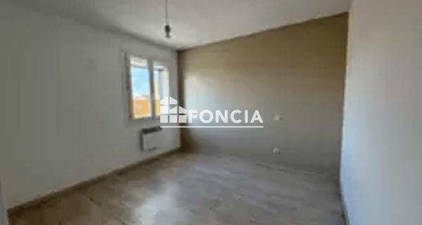 Location Appartement 2 pièces 41.5 m² - Carpentras 84200
