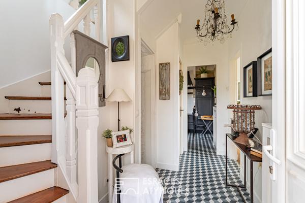 L’adresse idéale : maison avec dépendance au calme, proche gare et commerces