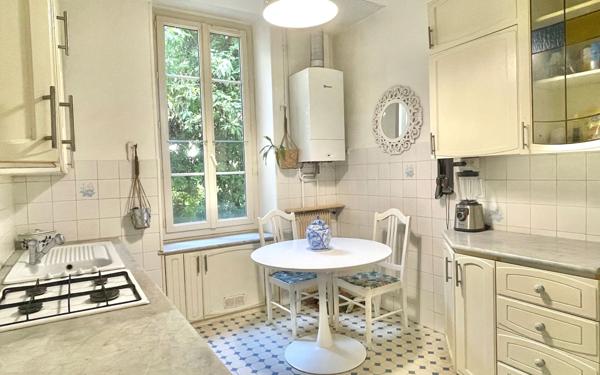 Appartement à vendre    3 pièces • 73,60 m2 Nice