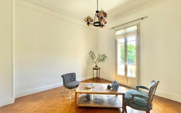 Appartement à vendre    3 pièces • 73,60 m2 Nice