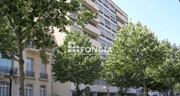 Location Appartement 4 pièces 120.65 m² - Marseille 13008
