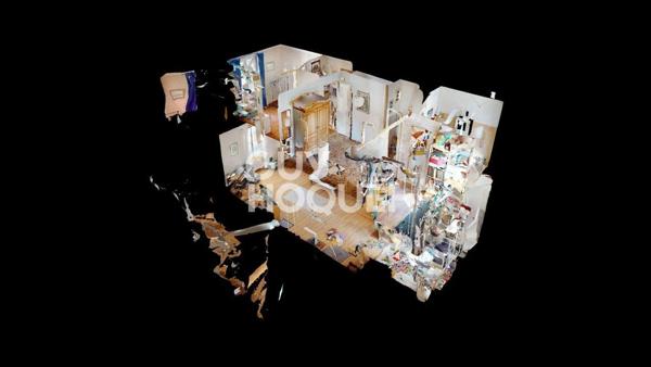 EXCLUSIVITÉ - HYPERCENTRE : Duplex de Caractère aux Multiples Possibilités