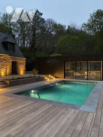 PLOUGASTEL-DAOULAS (29470) -Située dans un environnement privilégié, cette magnifique propriété...