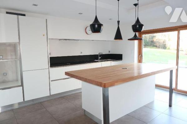 PLOUGASTEL-DAOULAS (29470) -Située dans un environnement privilégié, cette magnifique propriété...