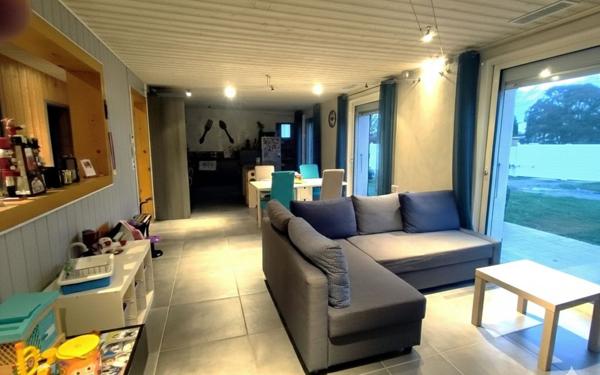 Maison à vendre    4 pièces •  La Salvetat-Saint-Gilles