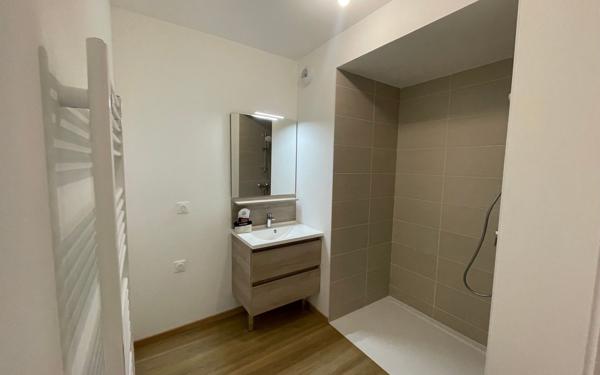 Appartement à louer    3 pièces • 61,20 m2 Nieul-sur-Mer