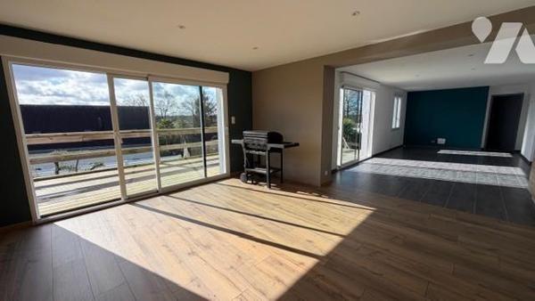 A VENDRE BAUD Centre ville, MAISON EXCEPTIONNELLE avec vue dégagée plein Sud- classe énergétique A