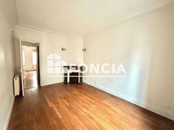 Location Appartement 2 pièces 39.8 m² - 35 AVENUE DE LA REPUBLIQUE Montrouge 92120