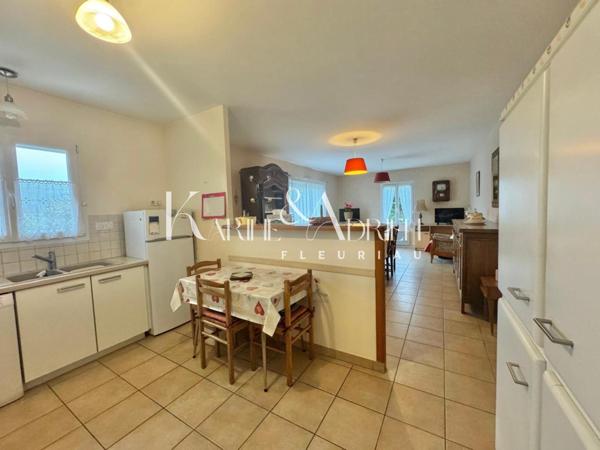 Plain-pied 2 chambres, bureau, jardin et garage